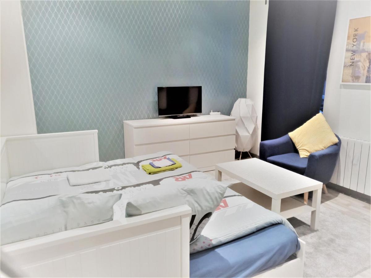 Appartement Proche Centre Ville, Gare Et Autoroute Μελάν Εξωτερικό φωτογραφία