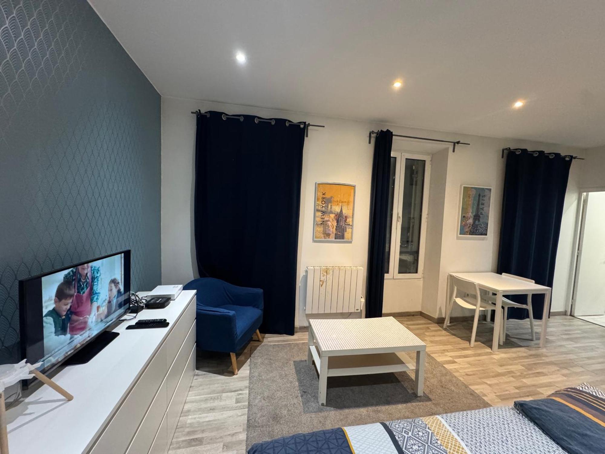 Appartement Proche Centre Ville, Gare Et Autoroute Μελάν Εξωτερικό φωτογραφία